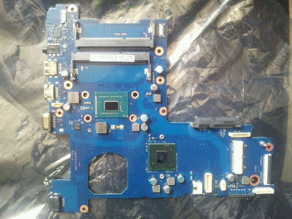 Samsung NP270E5E 270E5E Motherboard BA41-02308A PIOTEK BA92-0136
